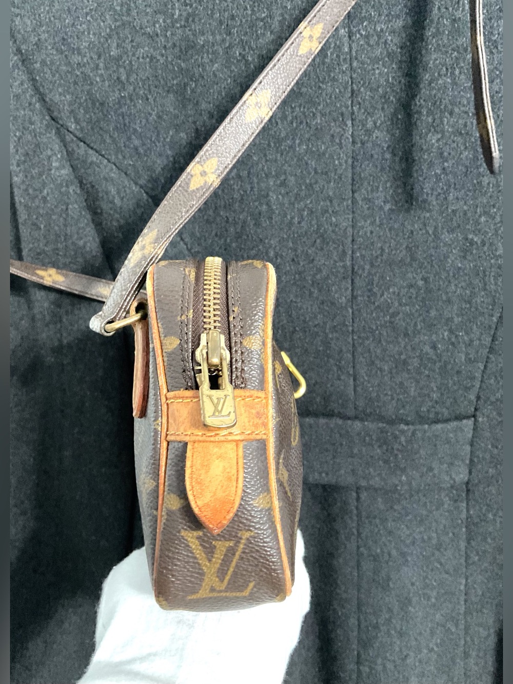 ✅AUTHENTIC LV Monogram POCHETTE BANDOLIER LOUIS VUITTON - Picture 10 of 13
